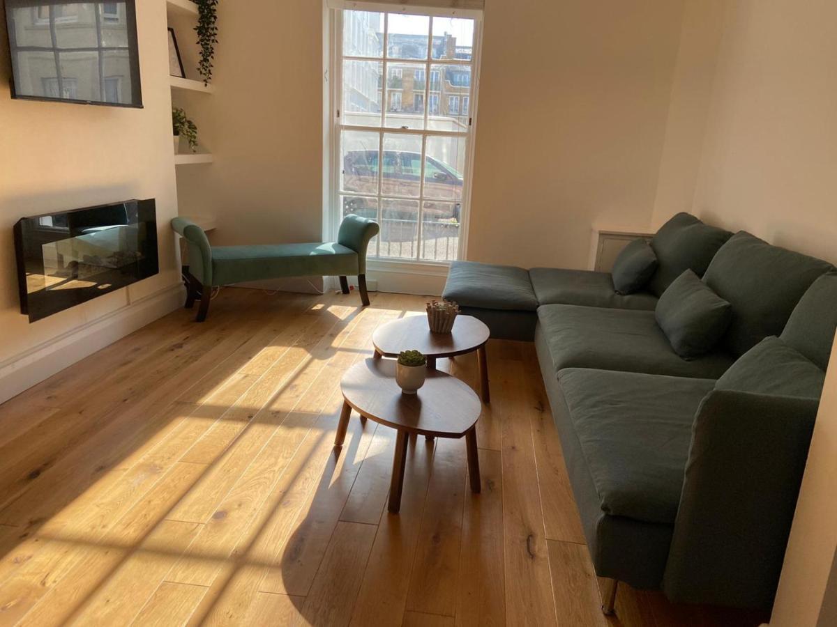 ワージング Warwick House - Stunning House With Terrace And Sea Views, Sleeps 11ヴィラ エクステリア 写真