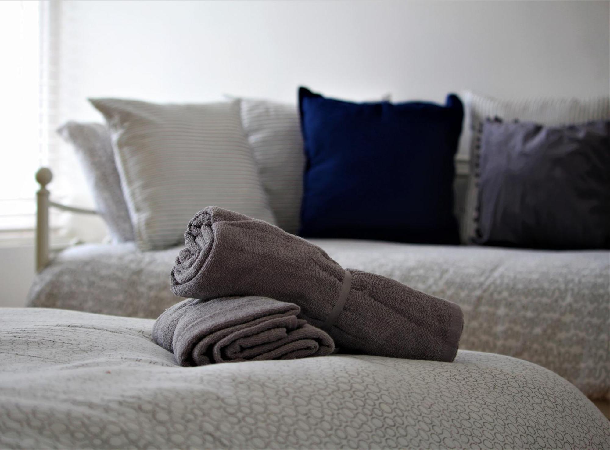 ワージング Warwick House - Stunning House With Terrace And Sea Views, Sleeps 11ヴィラ エクステリア 写真