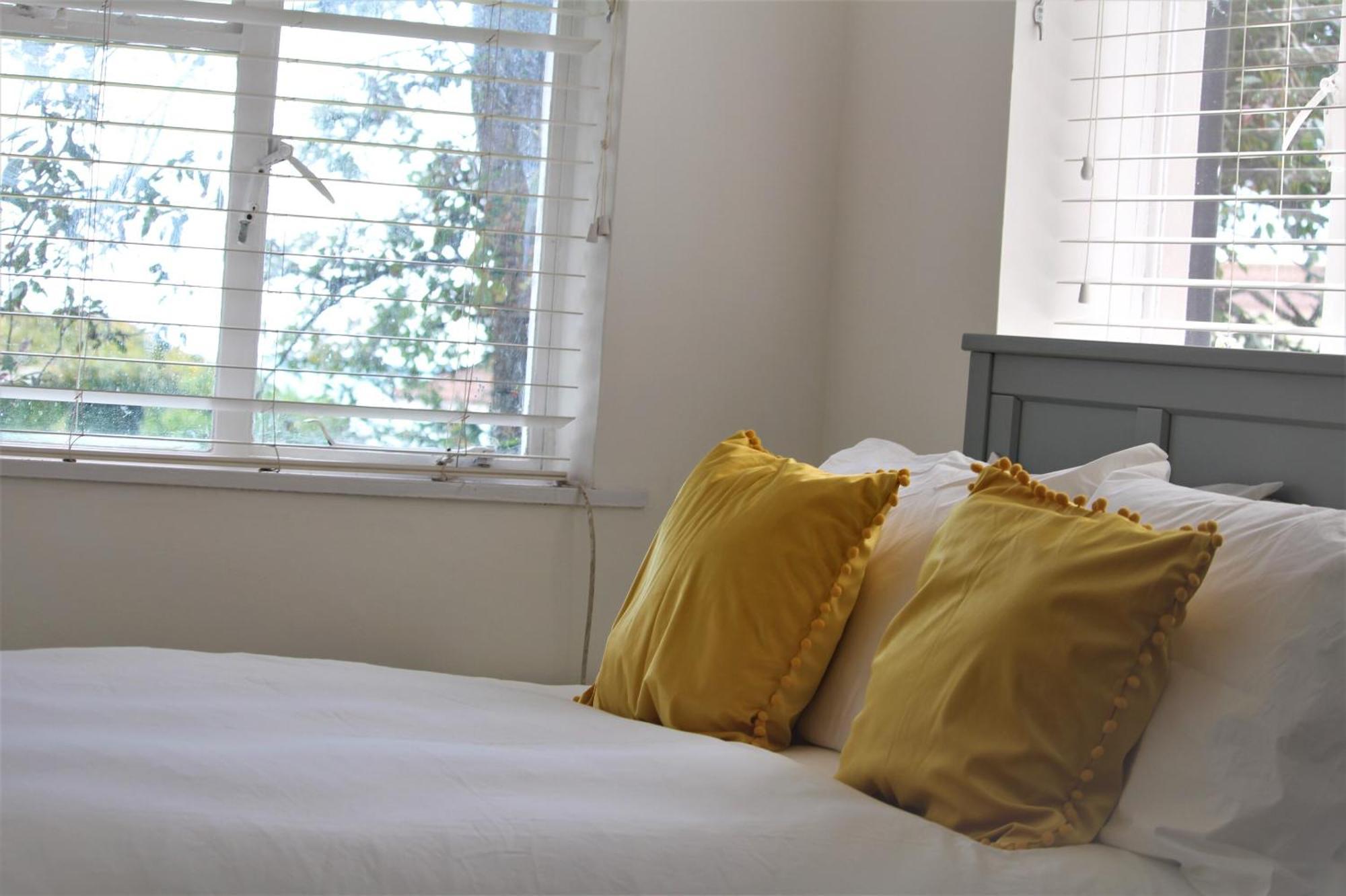 ワージング Warwick House - Stunning House With Terrace And Sea Views, Sleeps 11ヴィラ エクステリア 写真