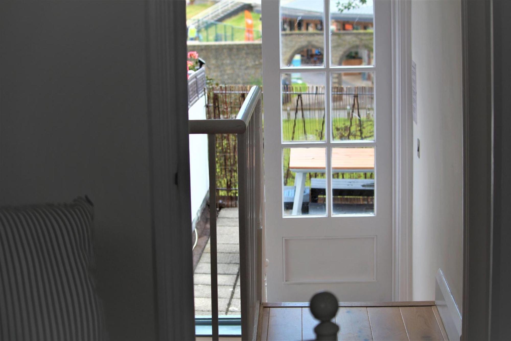 ワージング Warwick House - Stunning House With Terrace And Sea Views, Sleeps 11ヴィラ エクステリア 写真