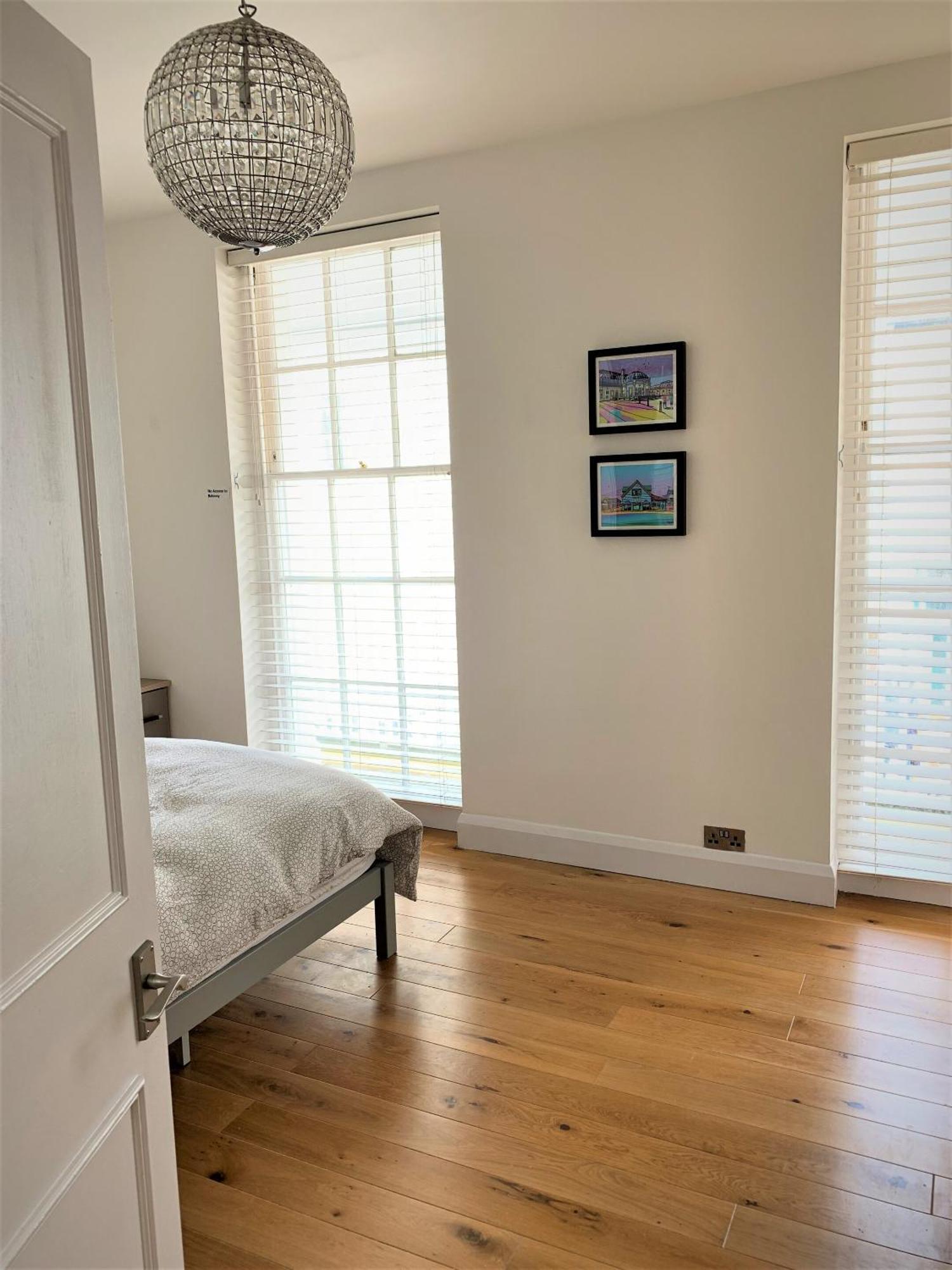 ワージング Warwick House - Stunning House With Terrace And Sea Views, Sleeps 11ヴィラ エクステリア 写真